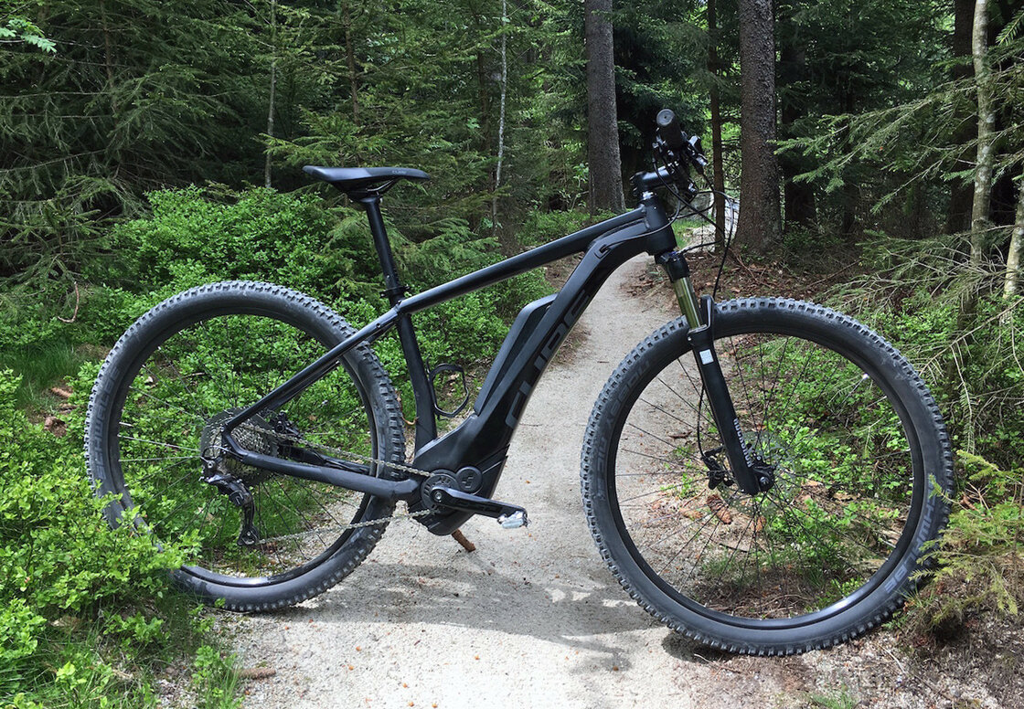 CUBE REACTION HYBRID