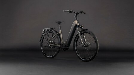 Cube Touring Hybrid Comfort SLX 800