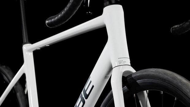 CUBE ATTAIN SLX 2025 53 cm.