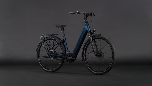 Cube Supreme Hybrid Deluxe One 600