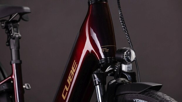 Cube Supreme Hybrid Comfort Pro 600